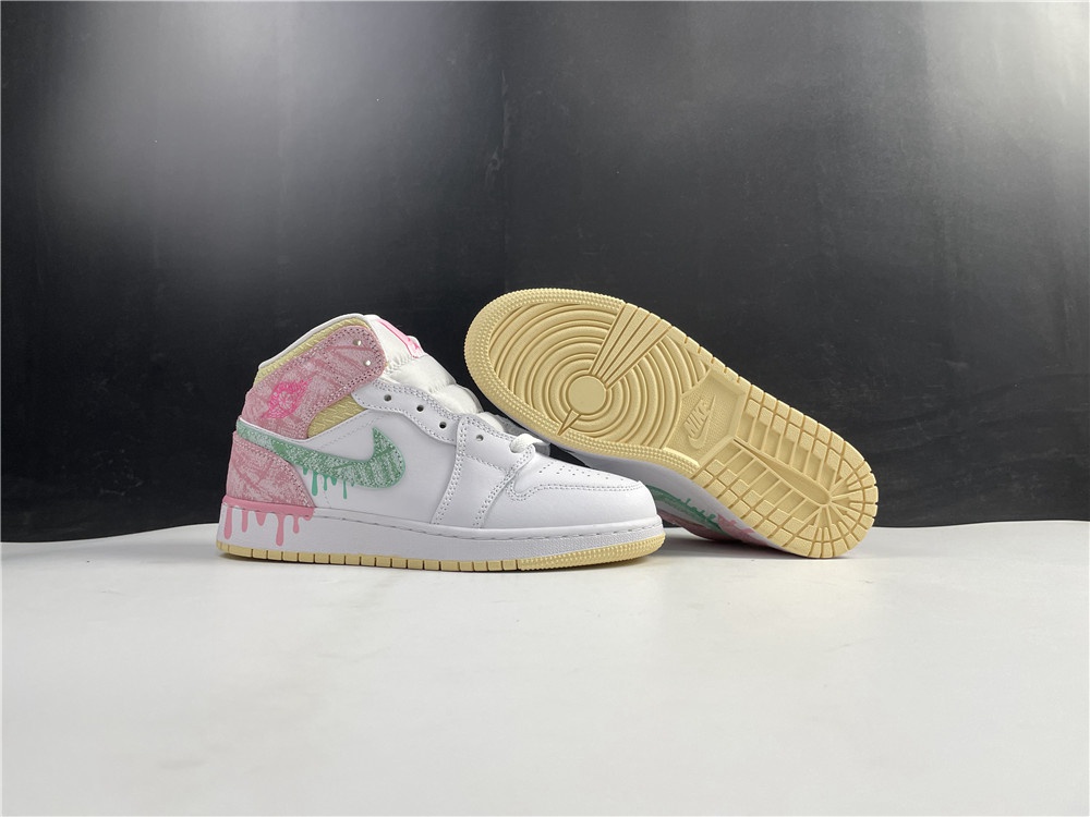 AJ1 Mid DD1666-100